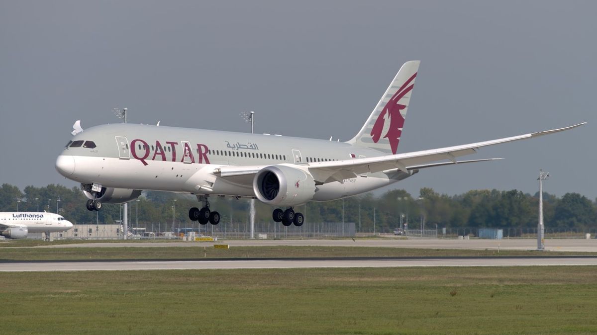 Nejlepší leteckou společností je Qatar Airways